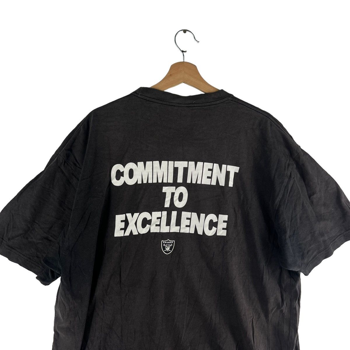 NFL 🔥90’s Vtg NFL Raiders T-Shirt Big Logo Size US L / EU 52-54 / 3 - 5 Thumbnail