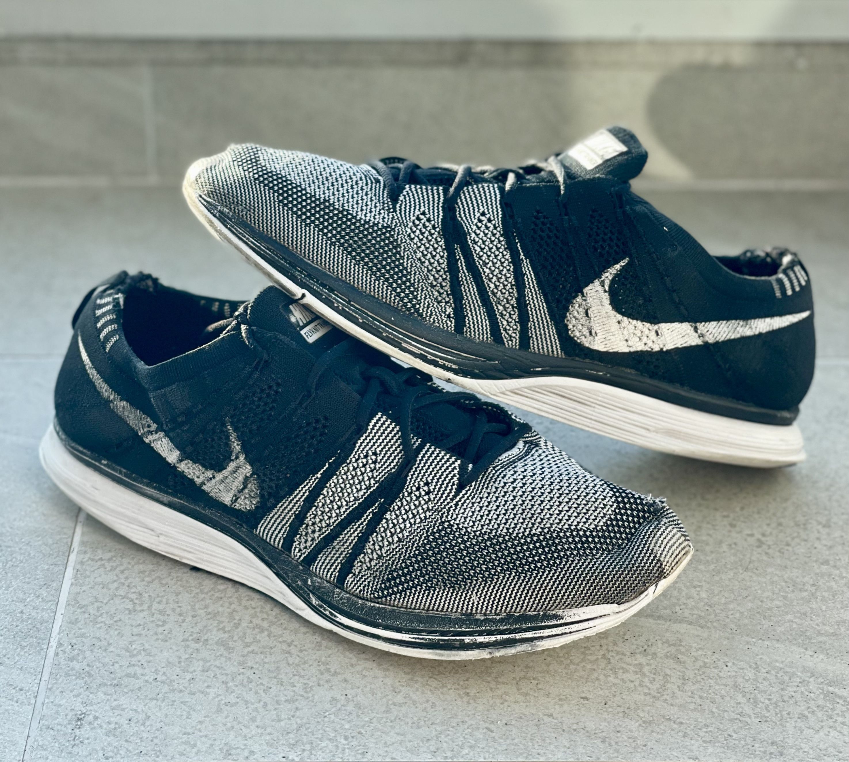 Nike (2018) Nike Flyknit Trainer Oreo Kanye Yeezy Black/ White Size US 10 / EU 43 - 1 Thumbnail