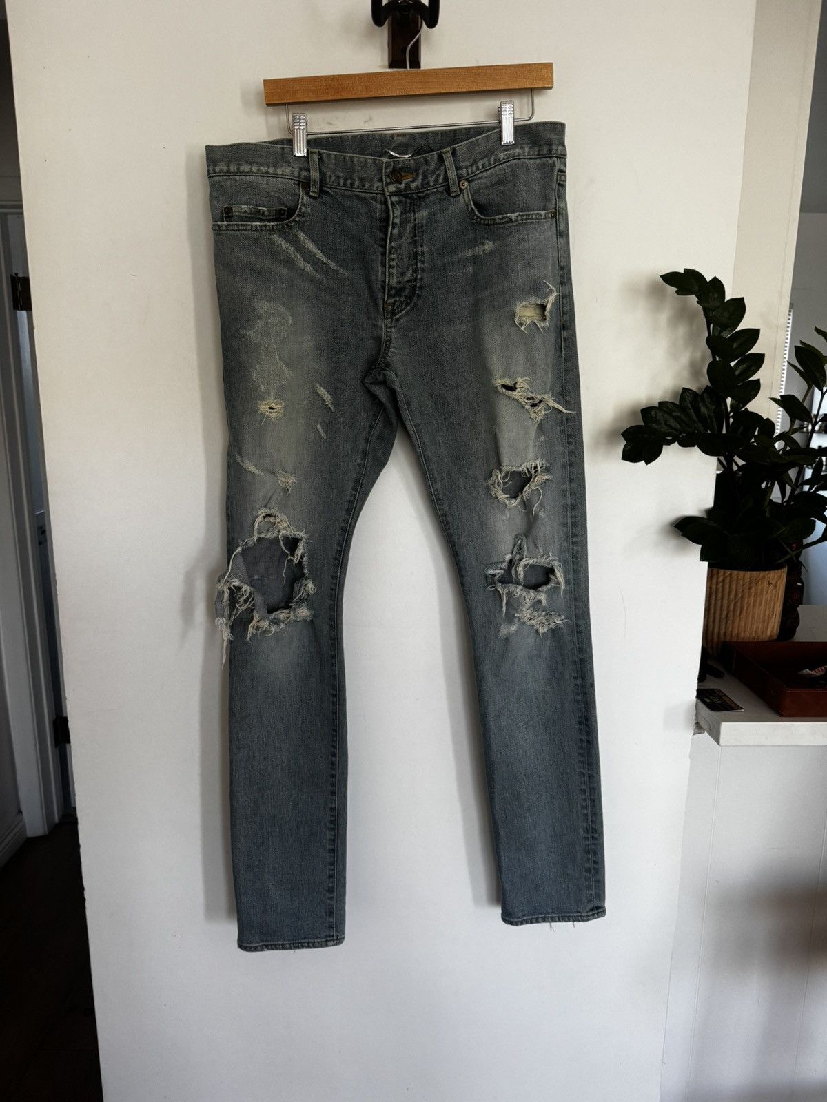 Hedi Slimane × Saint Laurent Paris Saint laurent paris 2016 crash
