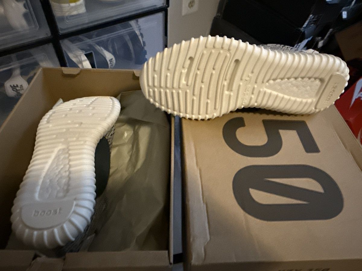 Yeezy YZY 350 Original Turtle Size US 8.5 / EU 41-42 - 3 Thumbnail