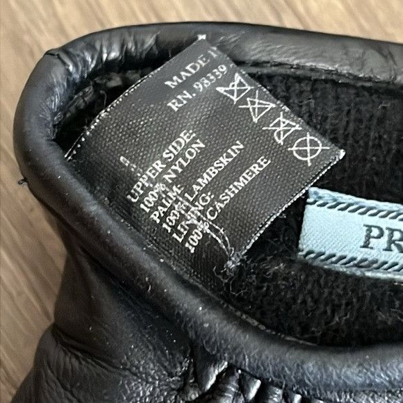 Prada Prada Quilted Engraved Silver Logo Buckle Cashmere Lined 7.5 Size ONE SIZE - 10 Thumbnail
