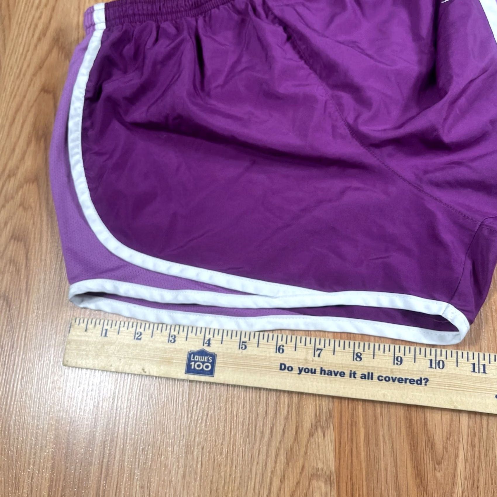 Nike Nike Shorts Womens Size Small Purple Dri Fit Athletic Running Cross Training Size 28" / US 6 / IT 42 - 7 Thumbnail