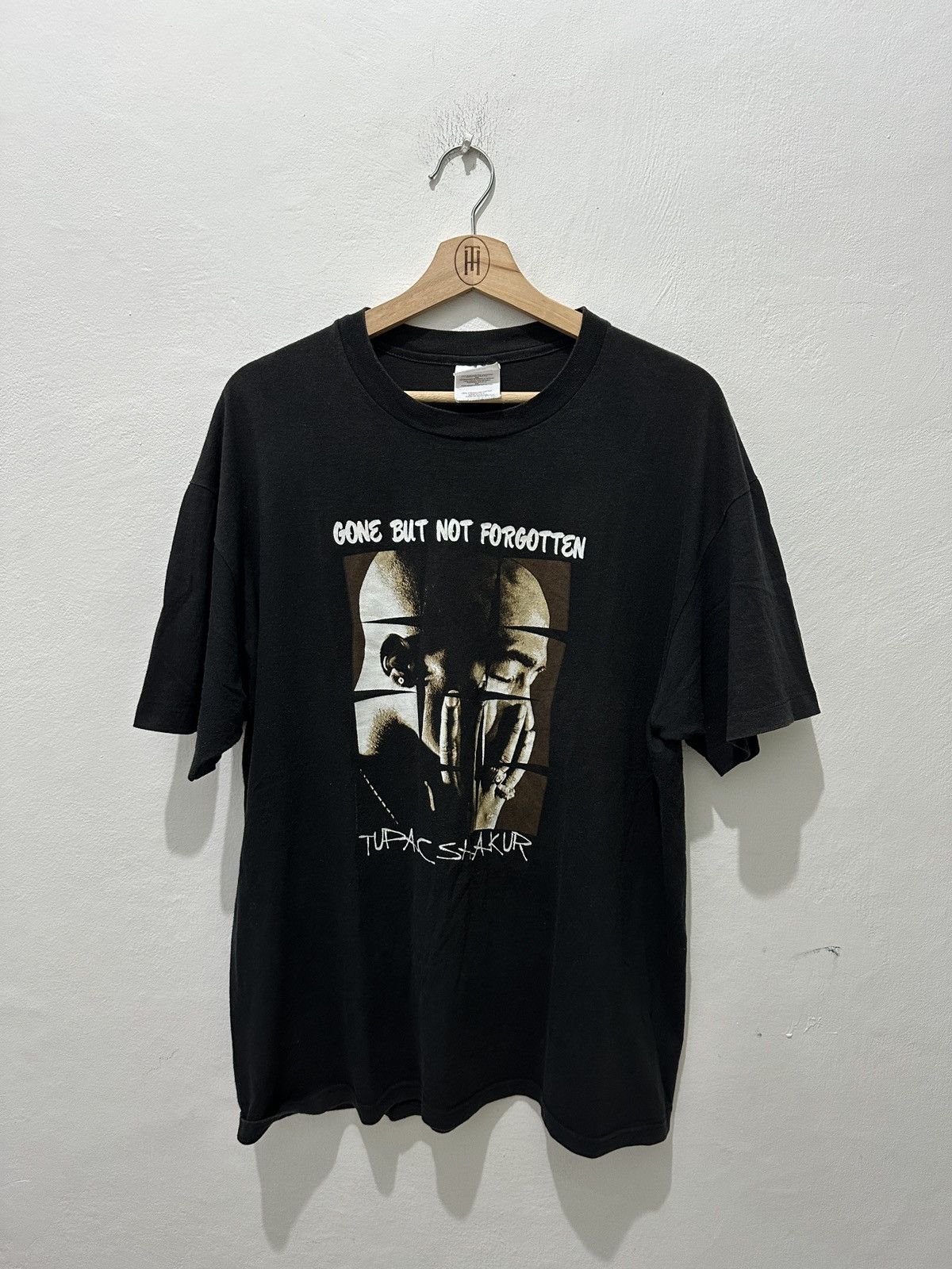 Vintage 90s Tupac tee Size US XL / EU 56 / 4 - 1 Thumbnail