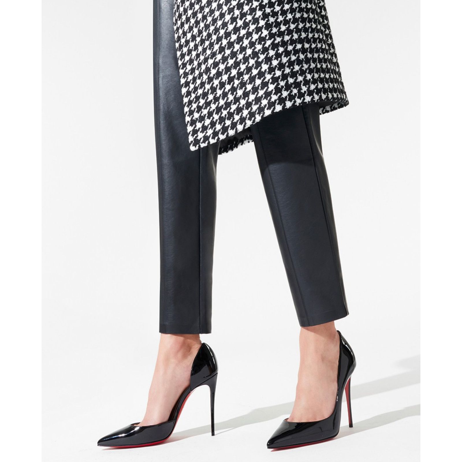 Christian Louboutin Christian Louboutin Iriza 100 Black Patent Leather Classic Size US 7.5 / IT 37.5 - 3 Thumbnail