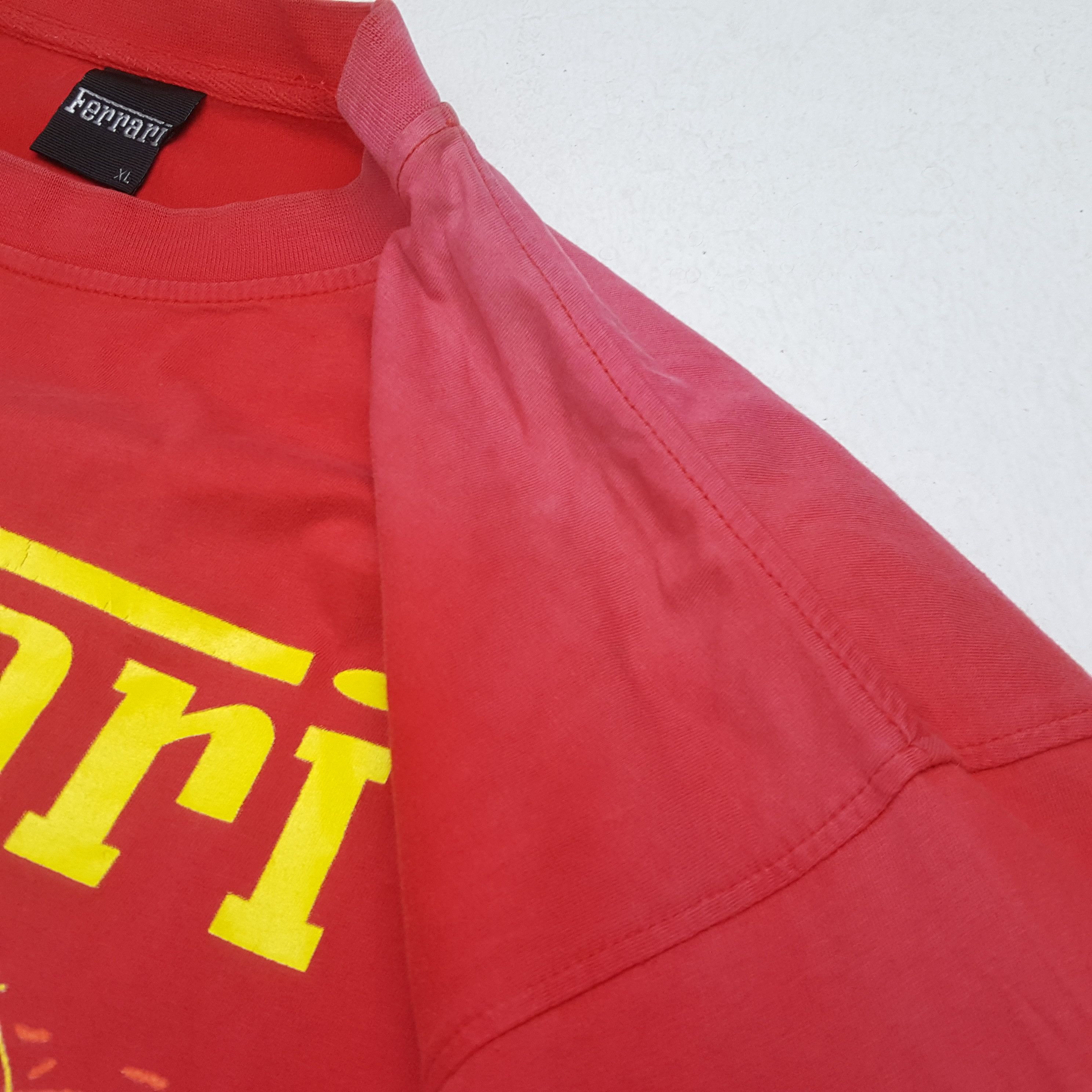 Ferrari × Vintage Vintage FERRARI FORMULA 1 Racing Team T-Shirts Size US XL / EU 56 / 4 - 7 Thumbnail