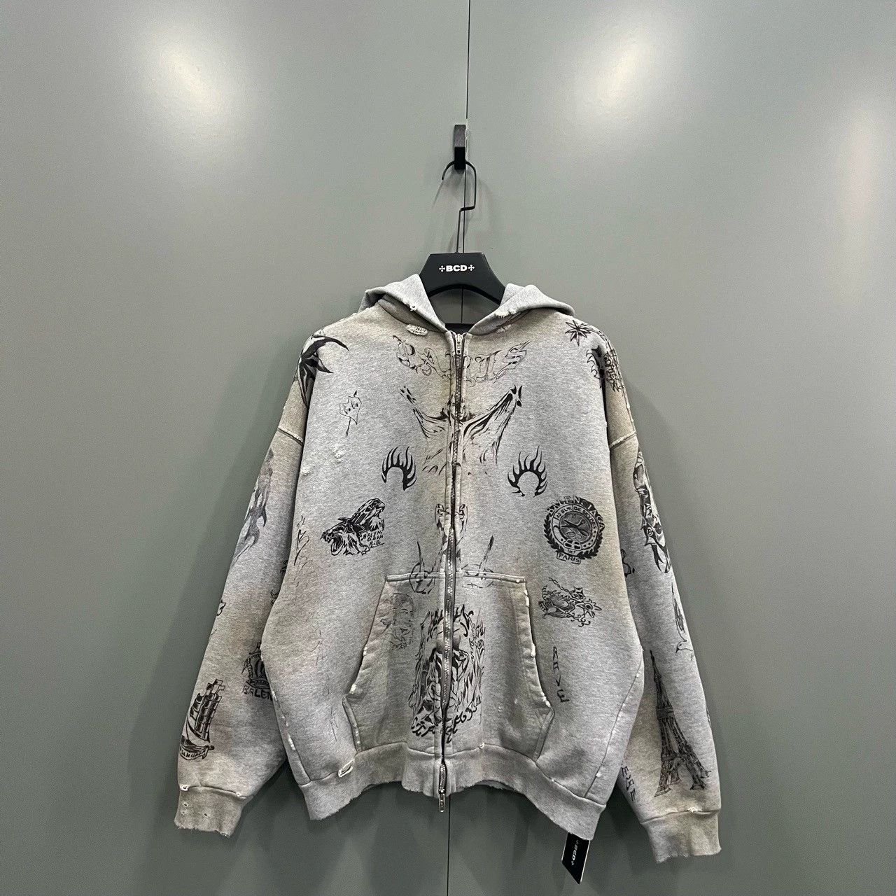 Balenciaga balenciaga graffiti print oversized jacket Size US M / EU 48-50 / 2 - 1 Thumbnail
