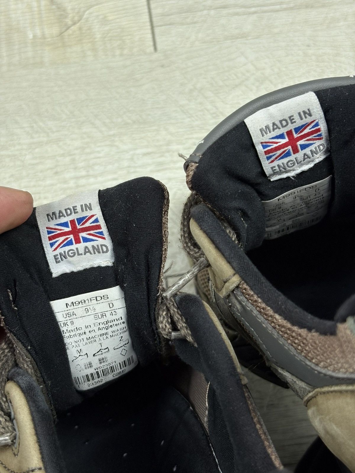 New Balance Rare 991 Made in England Khaki Sneakers Lace-Up Shoes Low-Top Trainers Size US 10 / EU 43 - 13 Thumbnail