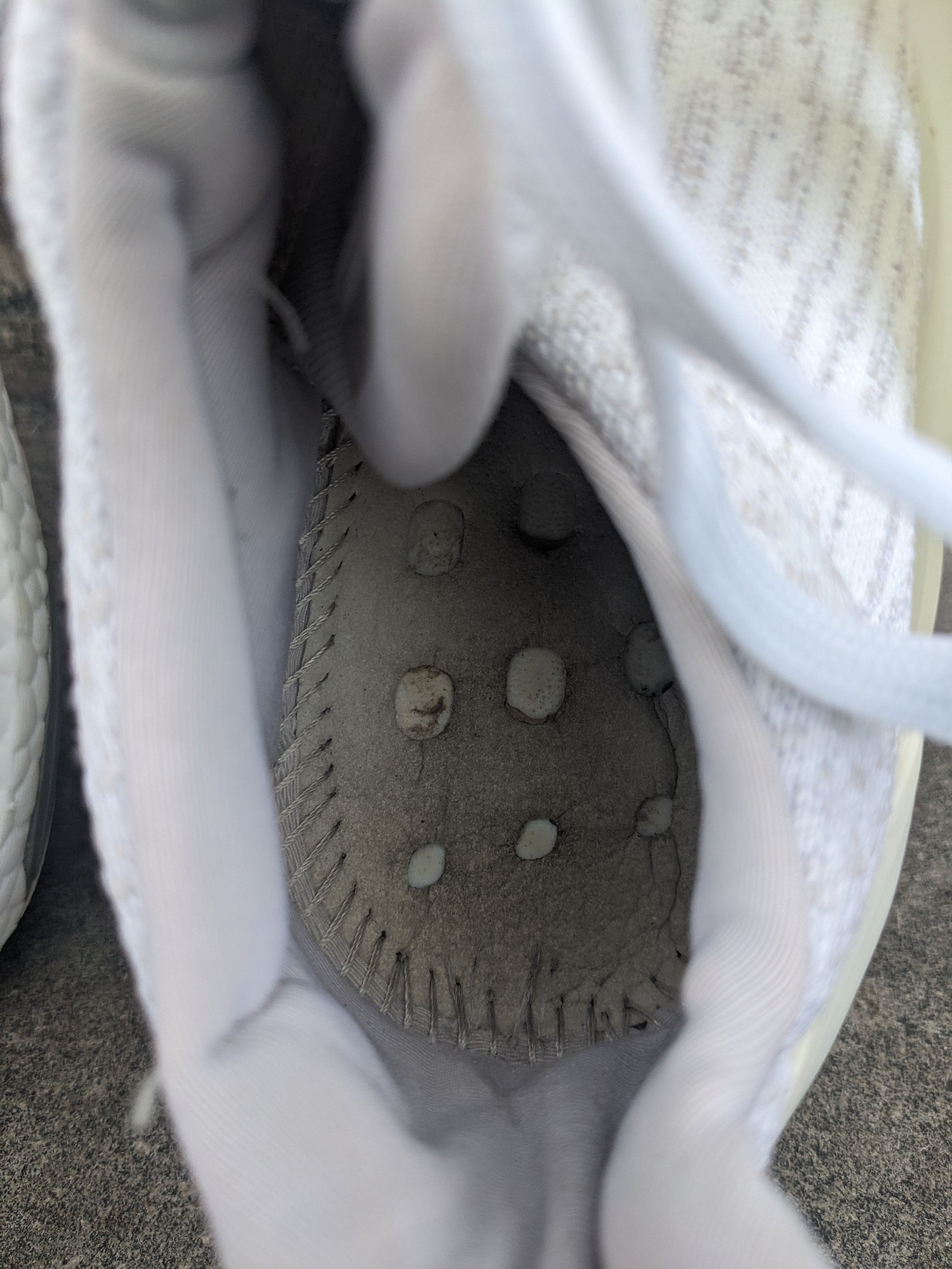 Adidas × Designer Adidas UltraBoost 3.0 Triple White Size 7 Running Shoes Size US 7 / EU 40 - 6 Thumbnail