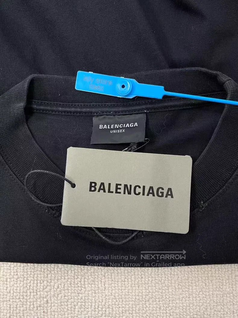 Balenciaga Balenciaga Cracked Printed Logo Long Sleeve T-Shirt Size US M / EU 48-50 / 2 - 5 Thumbnail