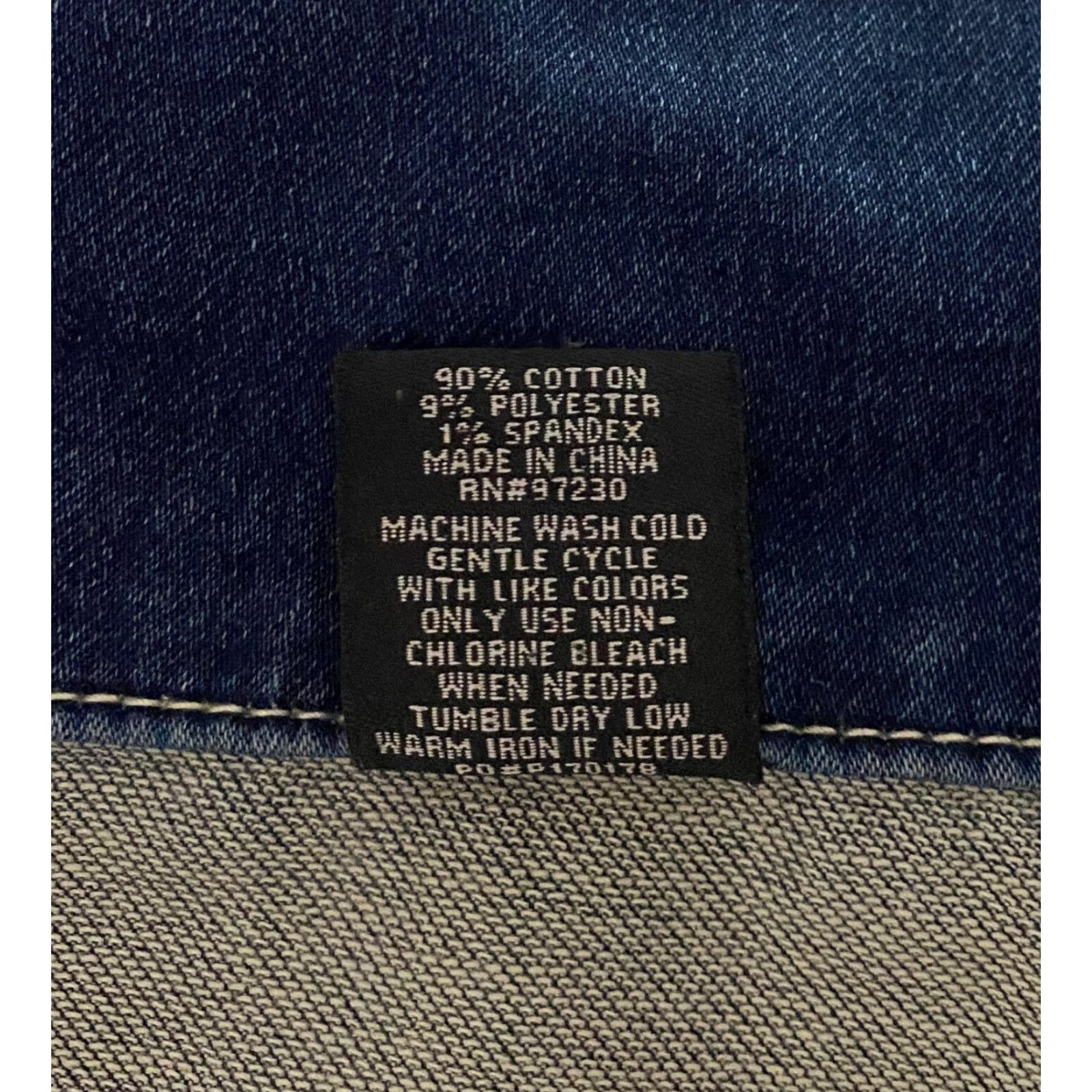 Almost Famous Almost Famous Denim Jacket Women's Size XL Blue Stretch Slim Everyday Jacket Fashion Size XL / US 12-14 / IT 48-50 - 4 Thumbnail