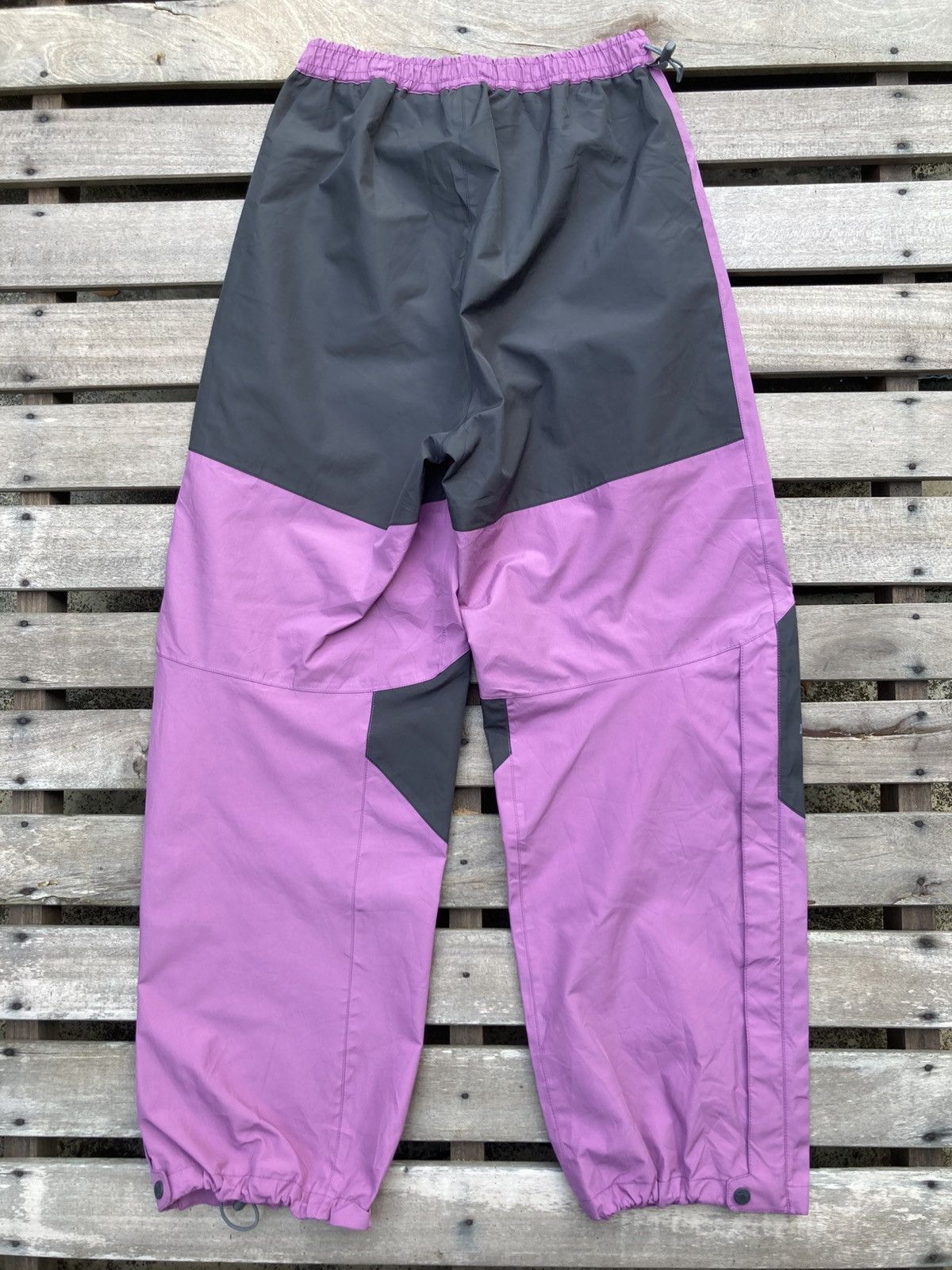 Other Vintage The North Face Gore-Tex Dual Tone Nylon Pants Size US 29 - 13 Thumbnail