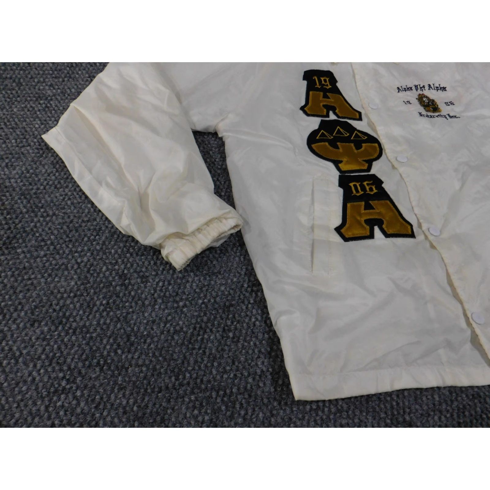 Augusta Sportswear VINTAGE Alpha Phi Alpha Jacket Mens Medium Augusta Embroidered Fraternity 1906 Greek Size US M / EU 48-50 / 2 - 7 Thumbnail