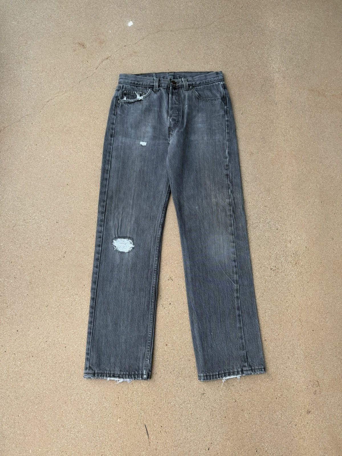 Levi's Vintage 90s Levi’s 501xx Buttonfly l Faded Black Jeans 28x29 Size US 28 / EU 44 - 1 Thumbnail