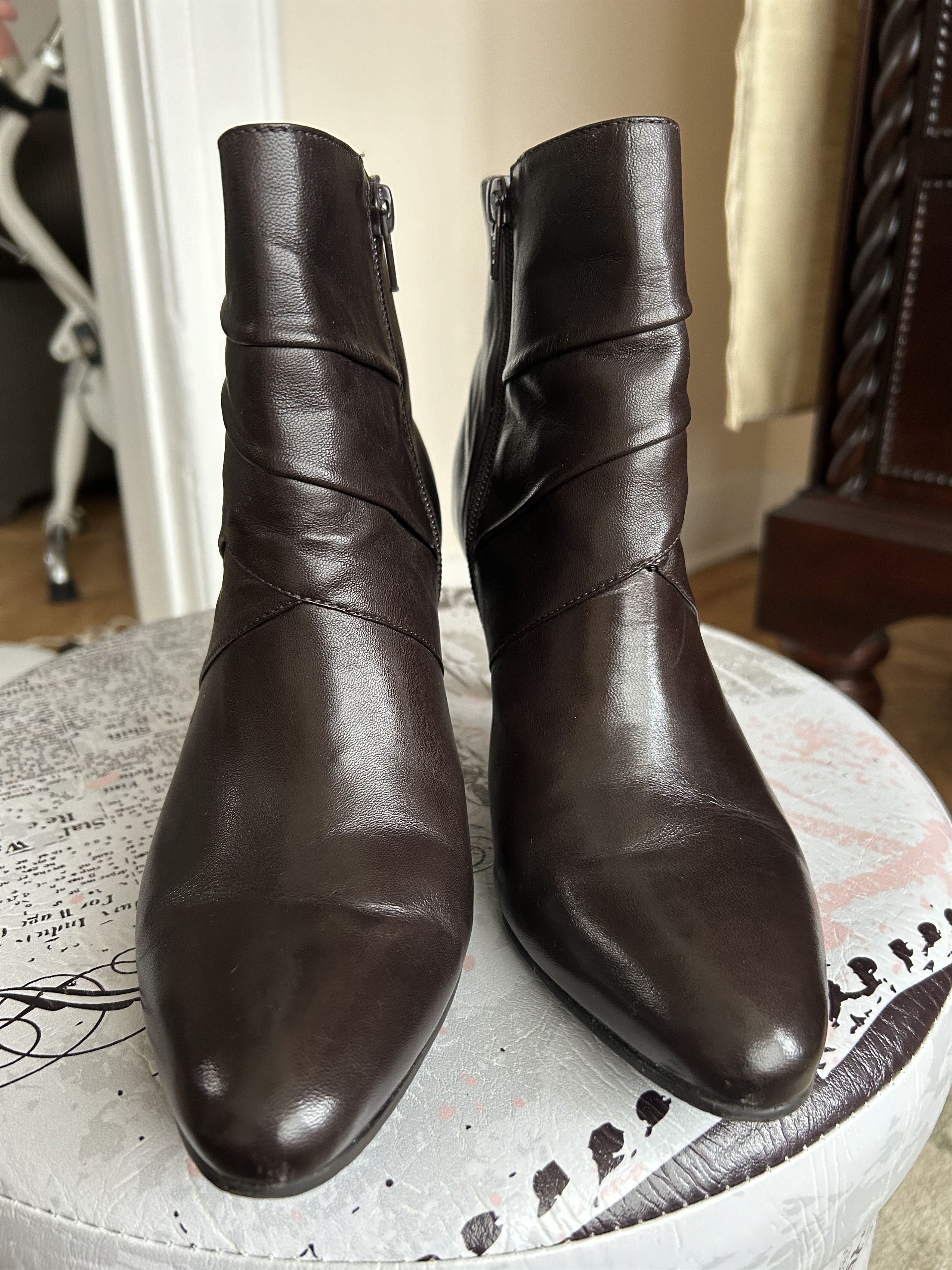 Other Antonio Melani Dark Brown Leather Ankle Booties 7.5 Heels Size US 7.5 / IT 37.5 - 4 Thumbnail