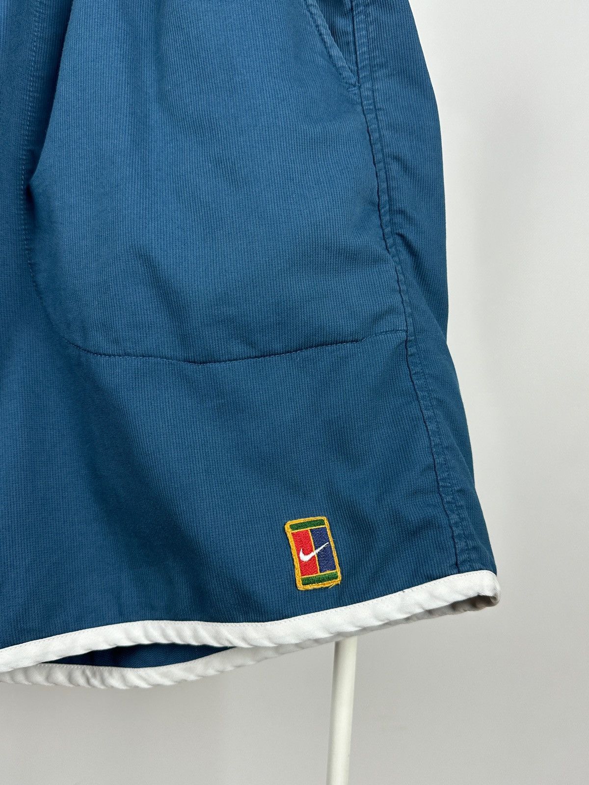 Nike 90s Vintage Nike Tennis Court Navy Shorts Andre Agassi Size US 32 / EU 48 - 8 Thumbnail