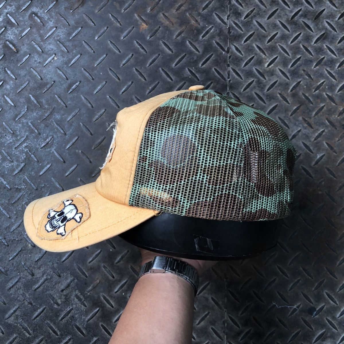 Vintage 🚫 SOLD 🚫 Vintage Vondutch Skeleton Camouflage Trucker Hat Size ONE SIZE - 5 Thumbnail