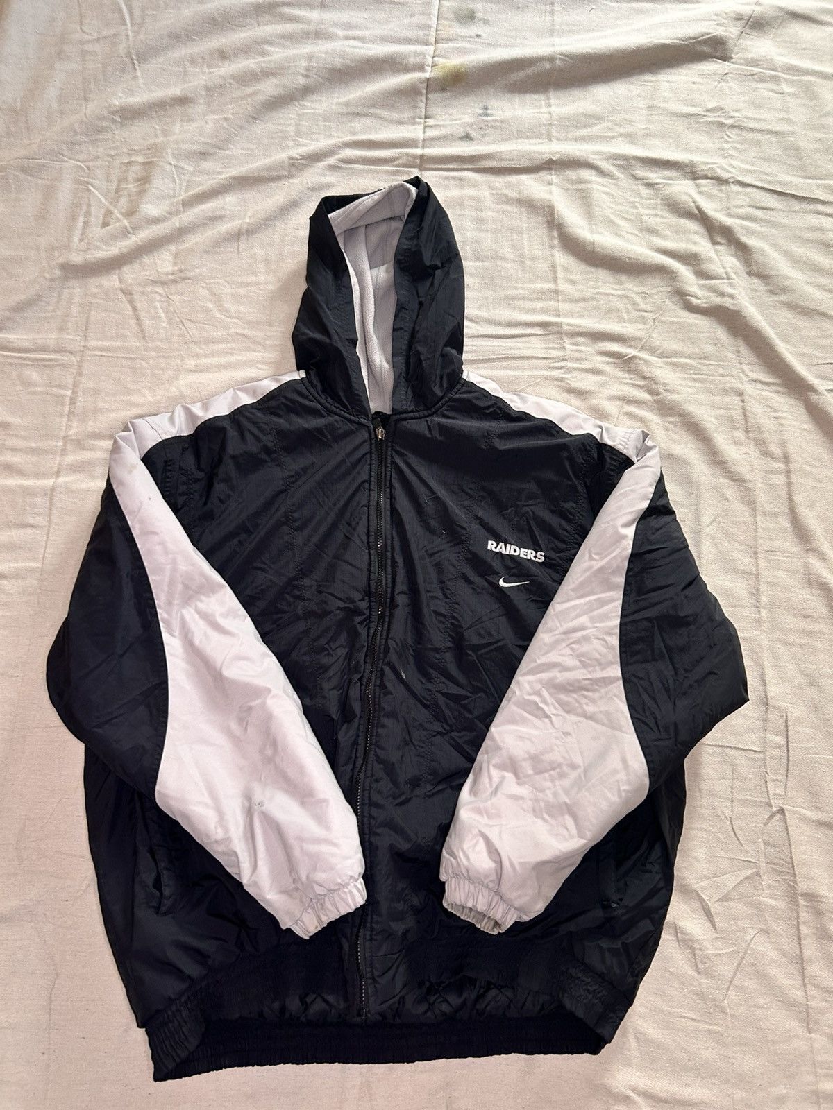 Nike Vintage Nike Raiders Jacket Size US XL / EU 56 / 4 - 1 Thumbnail