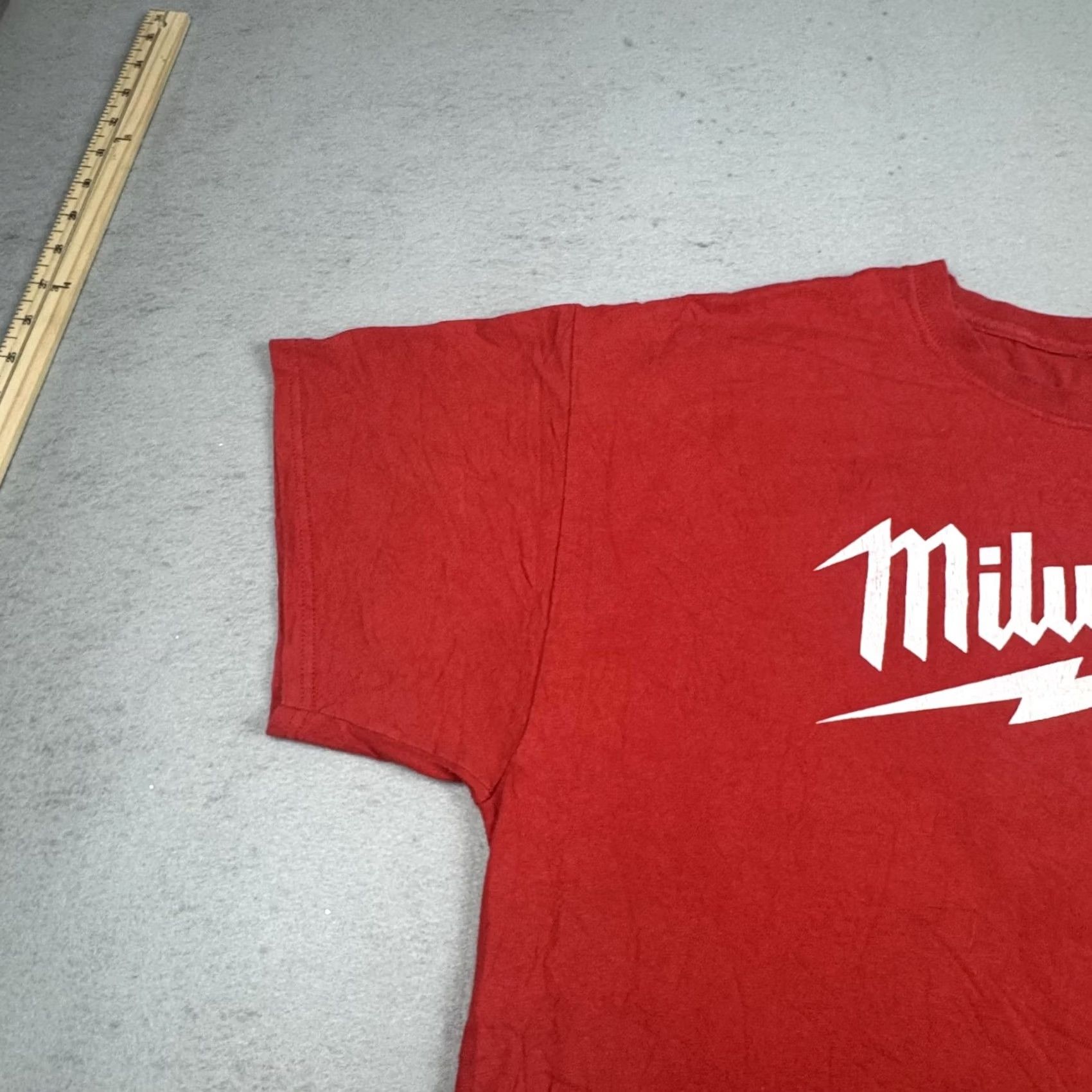 Vintage VINTAGE Milwaukee Shirt Mens XL Red Size Matters M12 Tool Promo Tee Workwear Size US XL / EU 56 / 4 - 3 Thumbnail
