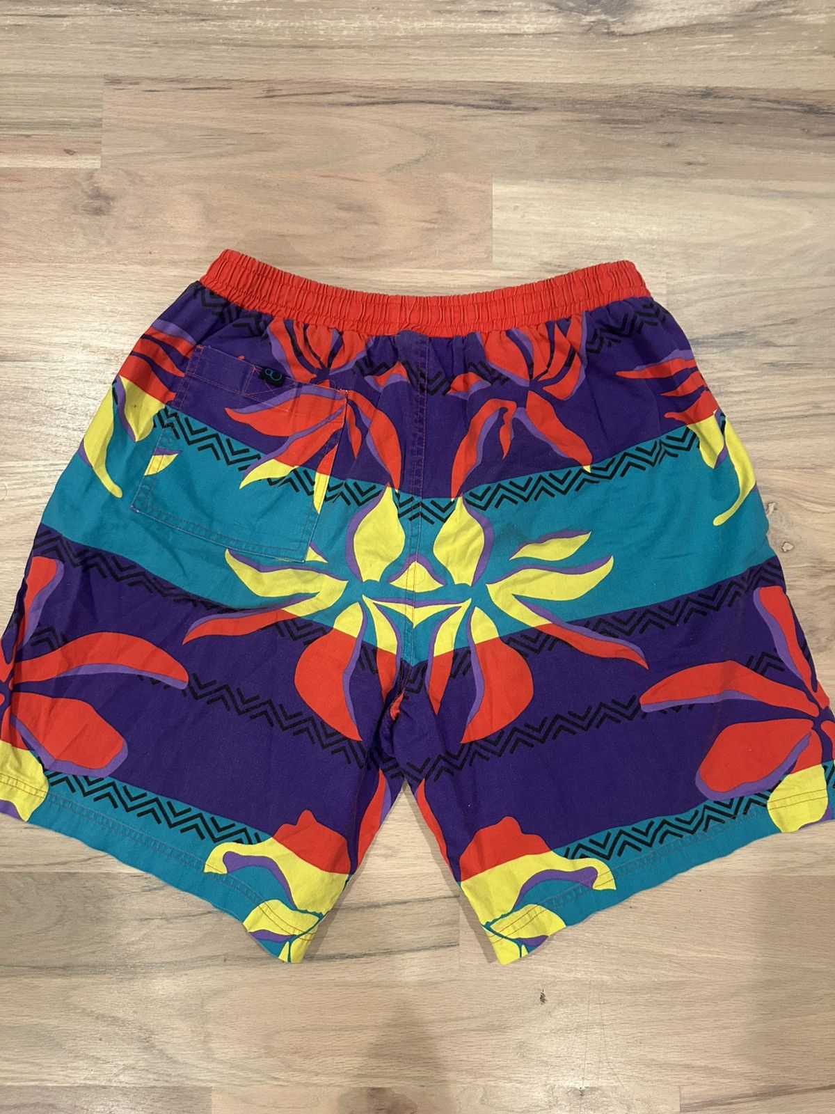 Ocean Pacific Vintage Ocean Pacfic Floral Swim Trunks Size Medium Size US 32 / EU 48 - 9 Thumbnail