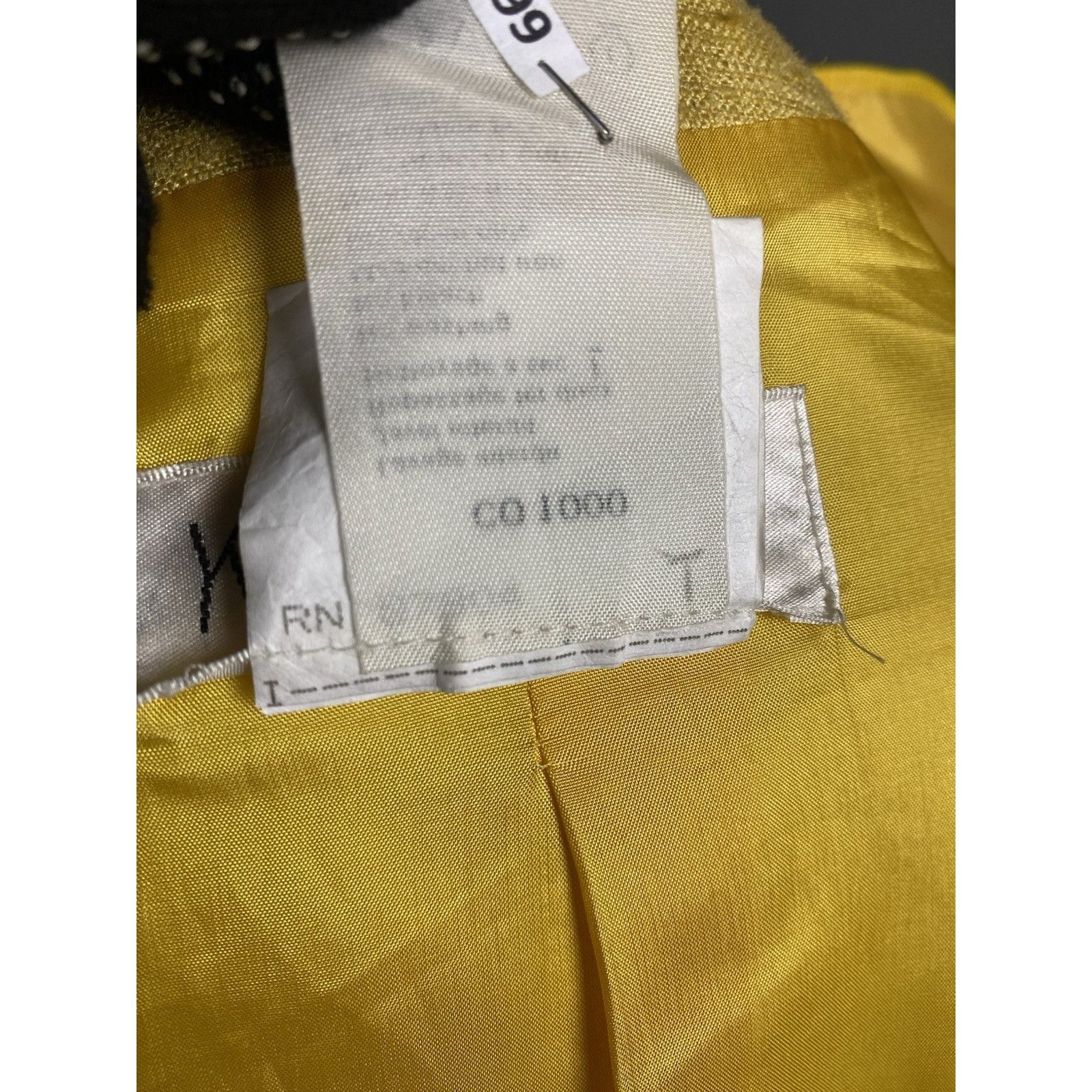 Yves Saint Laurent YSL Variation Women's Yellow Silk Short Sleeve Blazer Jacket Size L / US 10 / IT 46 - 12 Thumbnail