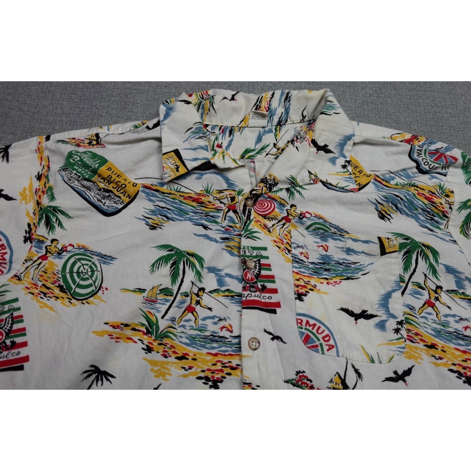 Vintage VINTAGE Angelica Shirt Mens 3XL White Hawaiian Floral Button-Down Collared Short Sleeve Casual Print Shirts Mens White Hawaiian 3XL Size US XXL / EU 58 / 5 - 2 Thumbnail