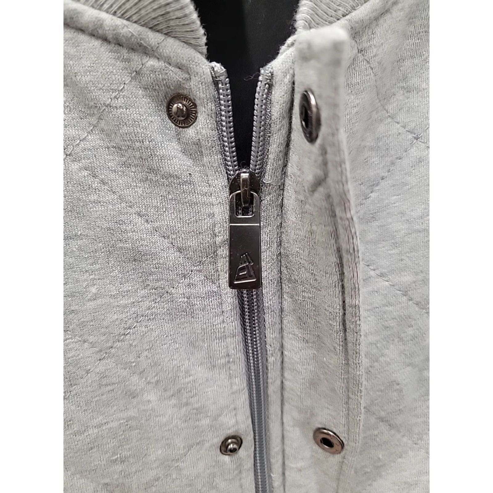 New Era VINTAGE New Era Gray Quilted Vest Mens L Full Zip Size US L / EU 52-54 / 3 - 7 Thumbnail