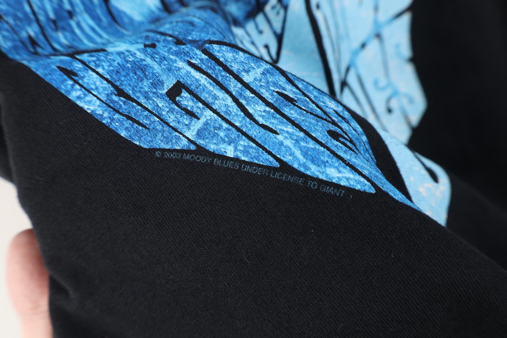 Vintage Vintage Y2K 2003 December Tour The Moody Blues Band T-Shirt Size US XL / EU 56 / 4 - 6 Thumbnail