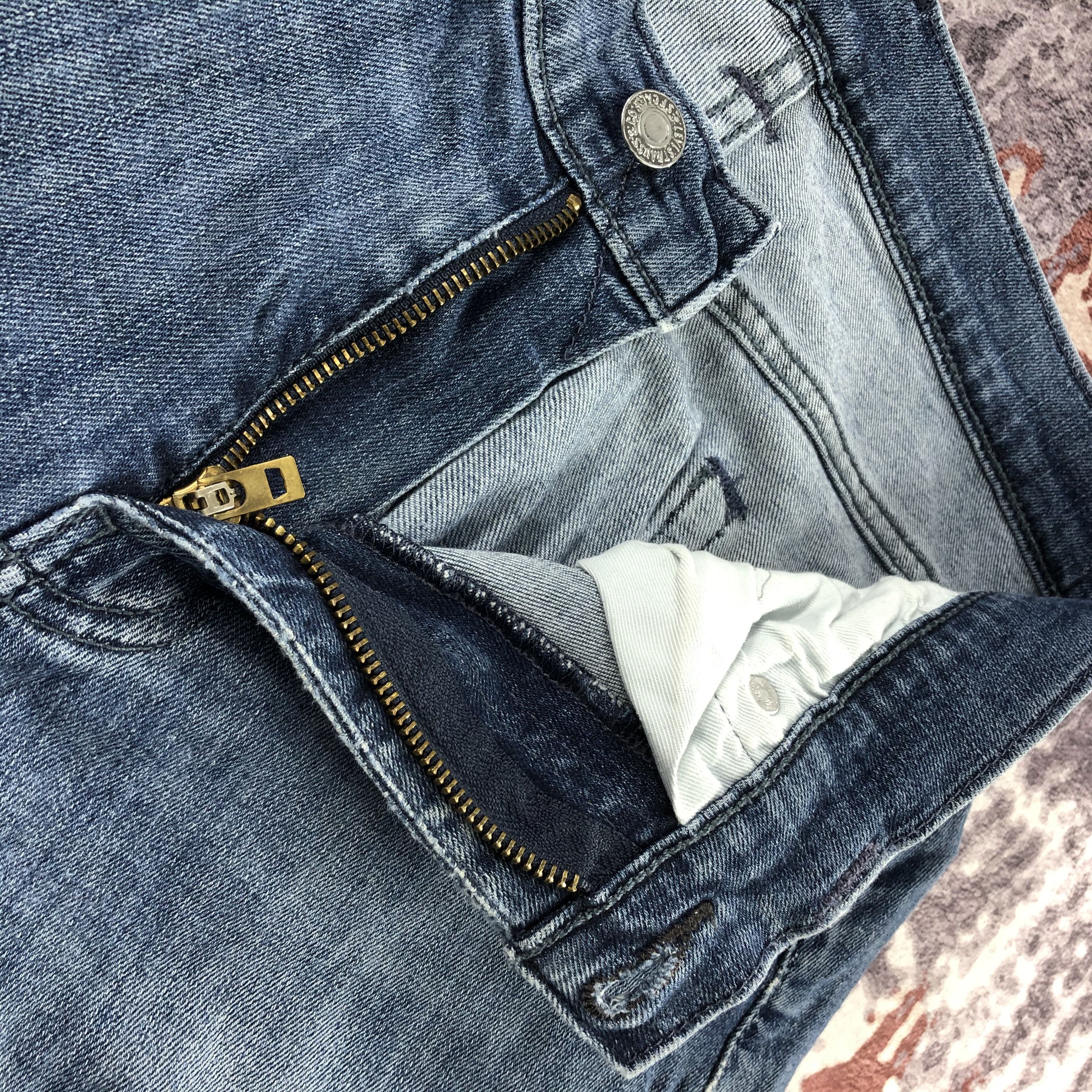Levi's × Vintage Vintage Blue Wash Levis 501 Jeans-JM2305 Size US 30 / EU 46 - 7 Thumbnail
