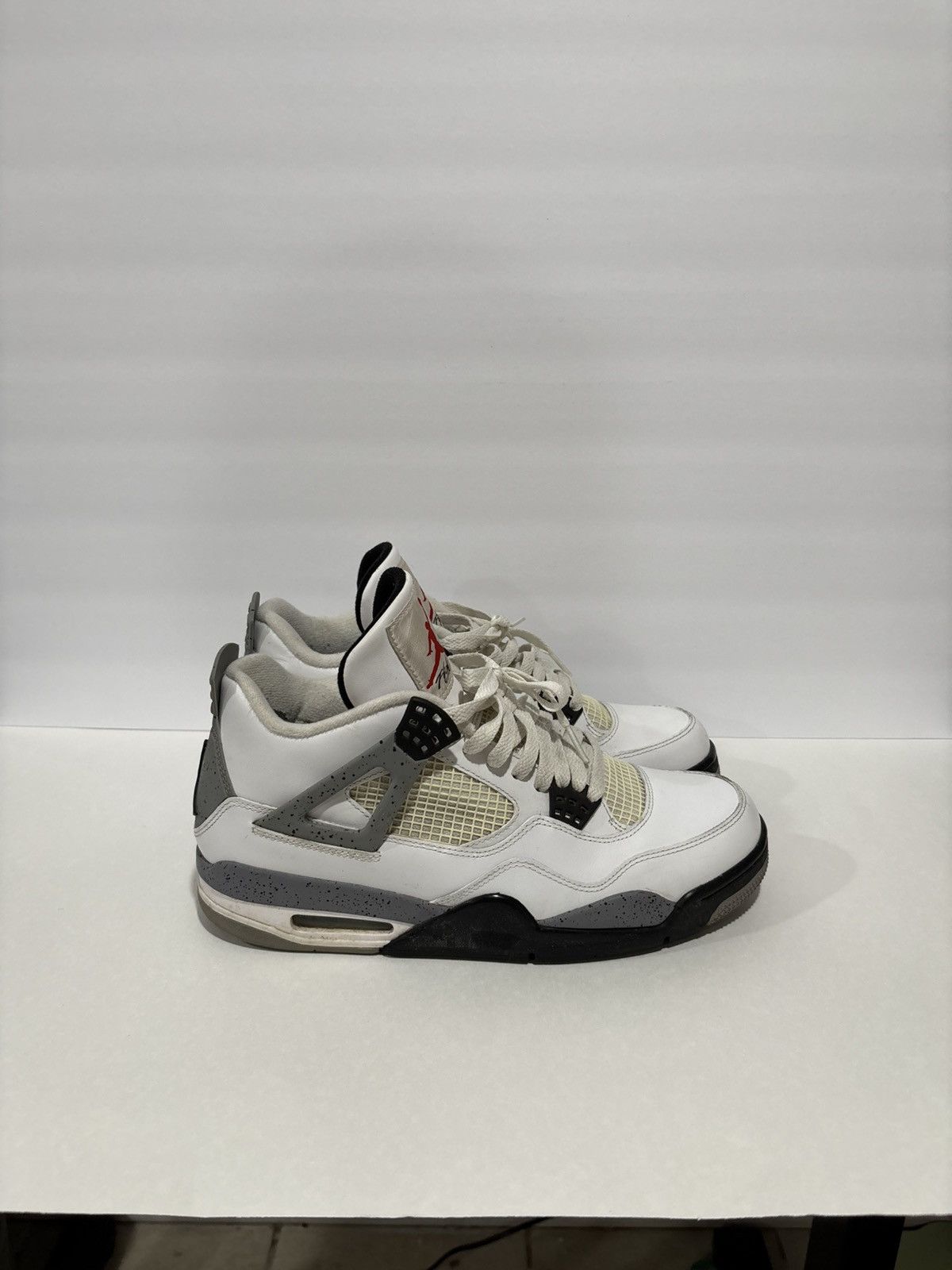 Jordan Brand Jordan 4 Retro "Cement" Size US 10 / EU 43 - 1 Thumbnail