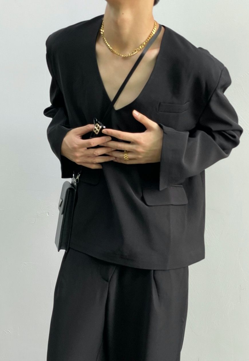 Other Men’s Trendy Shoulder Pad Suit Jacket Size 38S - 1 Thumbnail