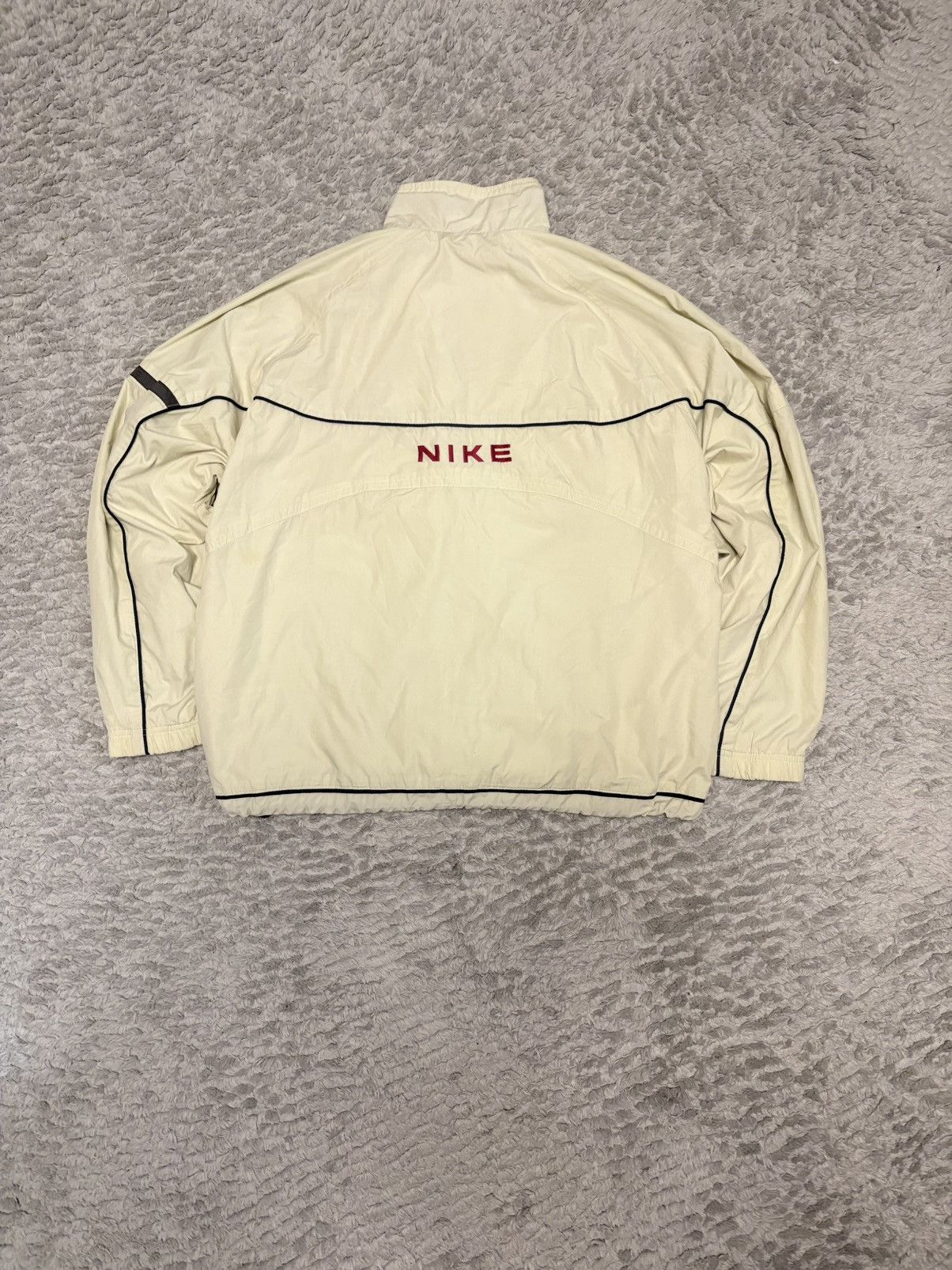 Nike Nike | Vintage | 2000s | Beige | Size: S Size US S / EU 44-46 / 1 - 2 Thumbnail
