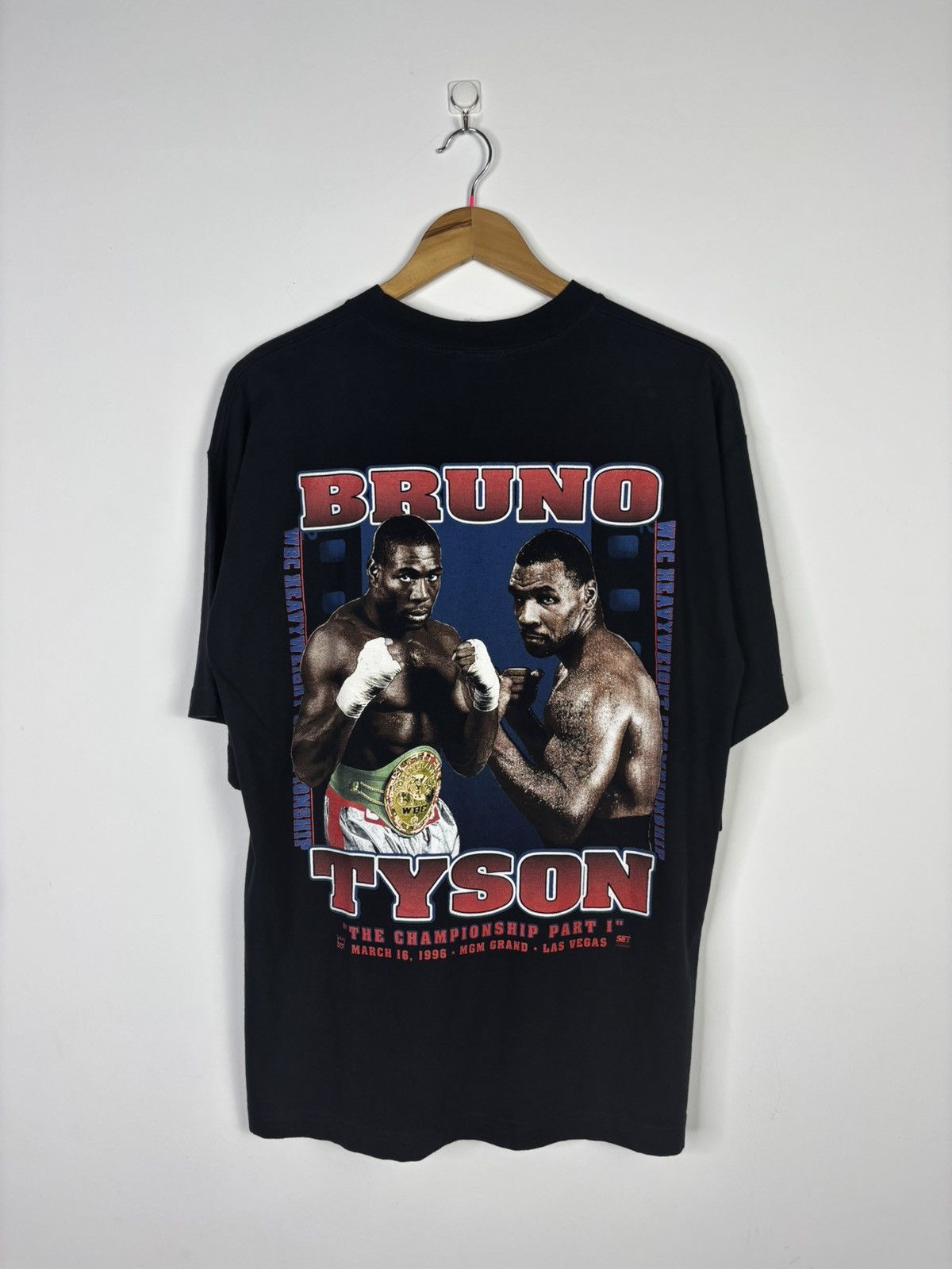 Vintage Vintage 90’s Mike tyson Size US XL / EU 56 / 4 - 2 Thumbnail