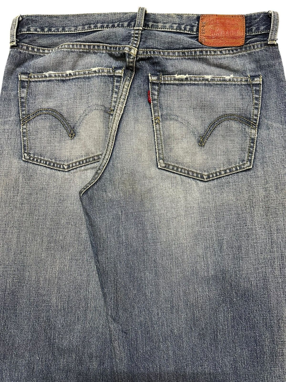 Levi's Vintage 90s Levis 502 Blue Faded Wash Style Baggy Jeans Size US 33 - 6 Thumbnail