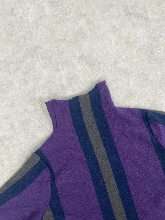 Emporio Armani 1990s Emporio Armani Purple Lined Turtleneck Sweater Size US S / EU 44-46 / 1 - 7 Thumbnail