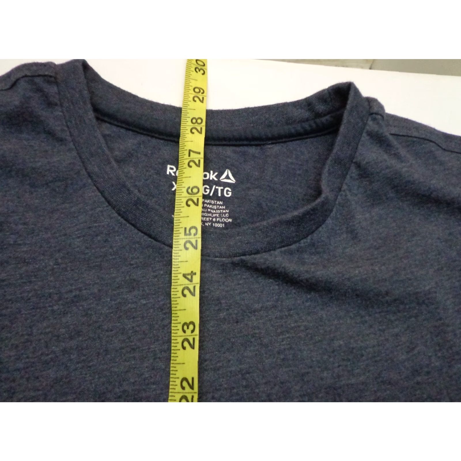 Reebok Reebok Men’s Blue XL Pullover Short Sleeve Athletic T-Shirt User: Reebok Men’s Blue XL Pullover Short Sleeve Athletic T-Shirt Size US XL / EU 56 / 4 - 5 Thumbnail