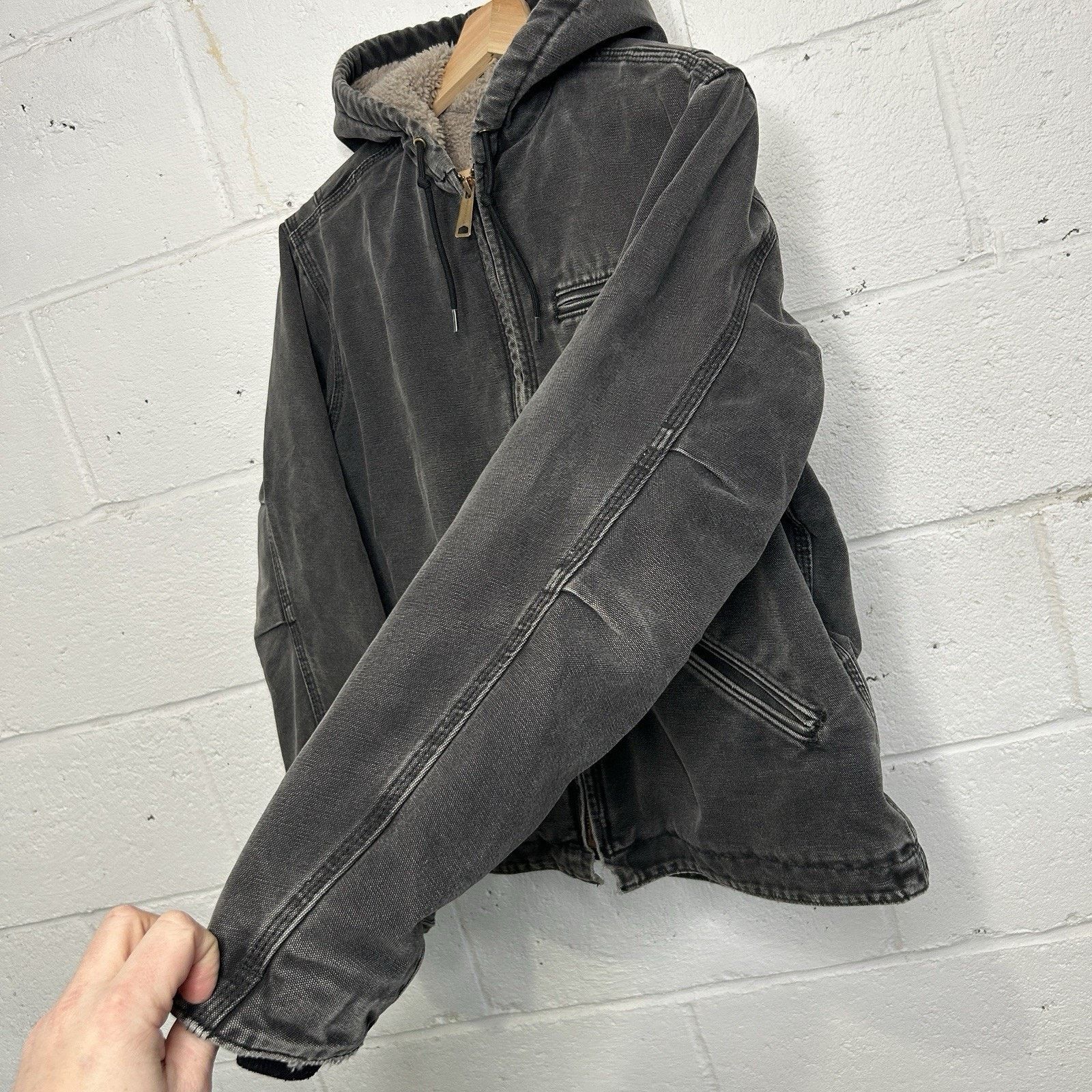 Carhartt Carhartt Sherpa-Lined Hooded Detroit Jacket “Black” WJ141 Size M / US 6-8 / IT 42-44 - 9 Thumbnail