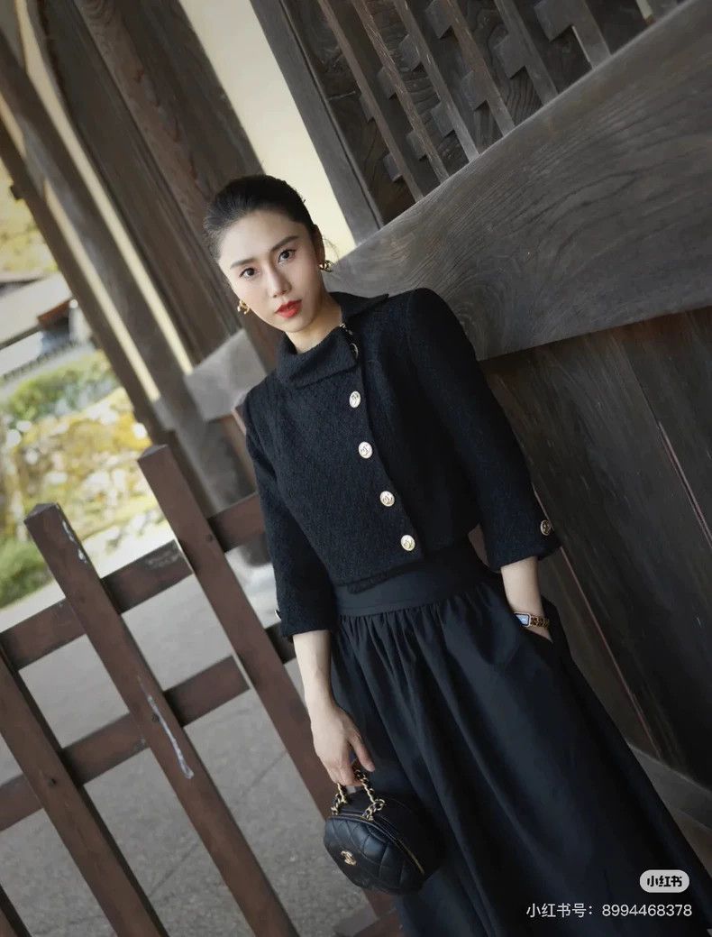 Chanel Chanel 20A Kangpeng Street Handicraft Workshop Black and G Size S / US 4 / IT 40 - 9 Thumbnail