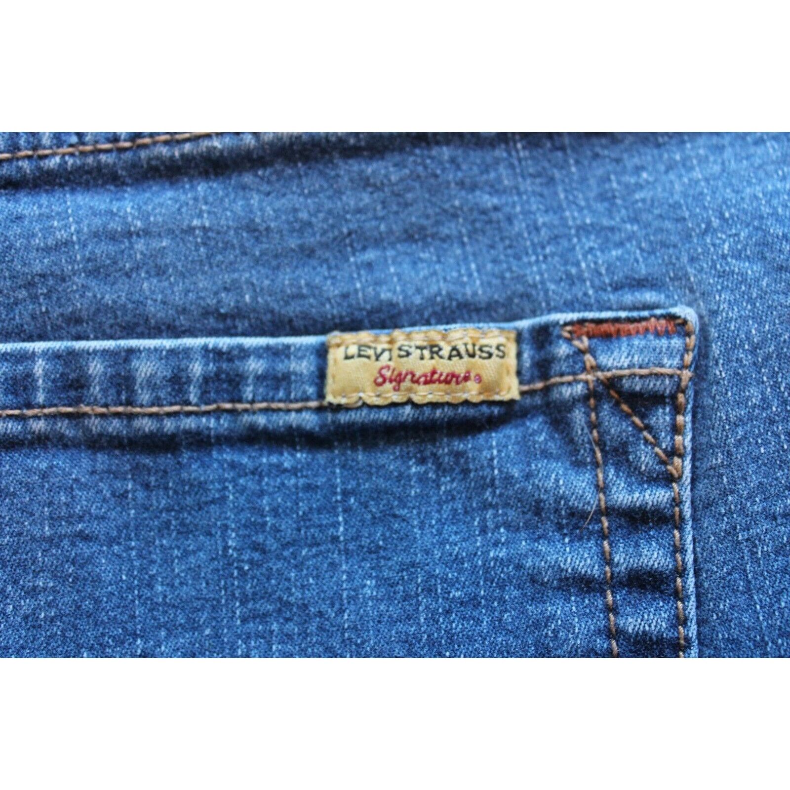 Levi's Levi Strauss "Signature" Midrise Bootcut Denim Jeans W-20W Size 42" / US 20 - 3 Thumbnail