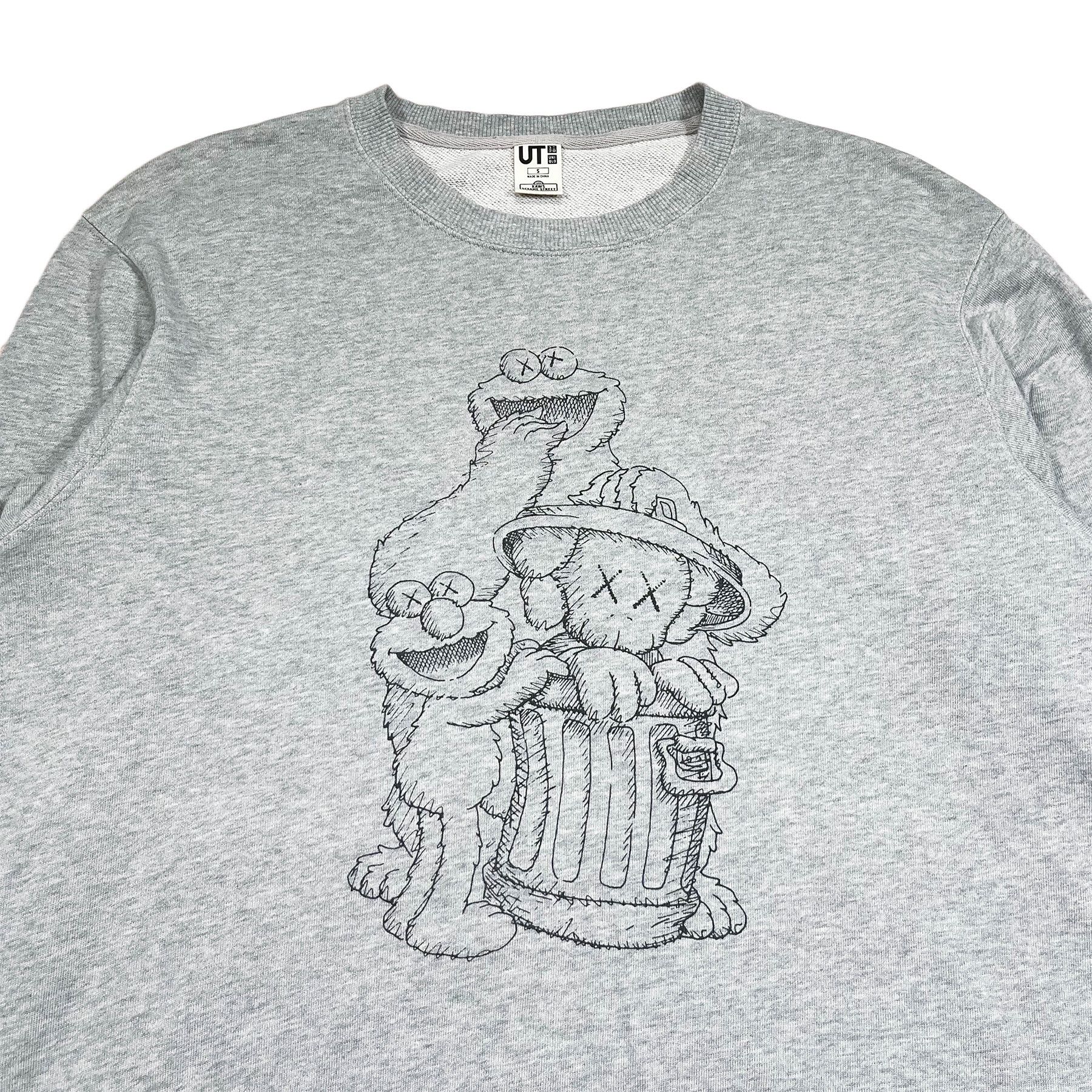 Kaws × Uniqlo Kaws x Uniqlo x Sesame Street Sweatshirt • S size Size US S / EU 44-46 / 1 - 3 Thumbnail