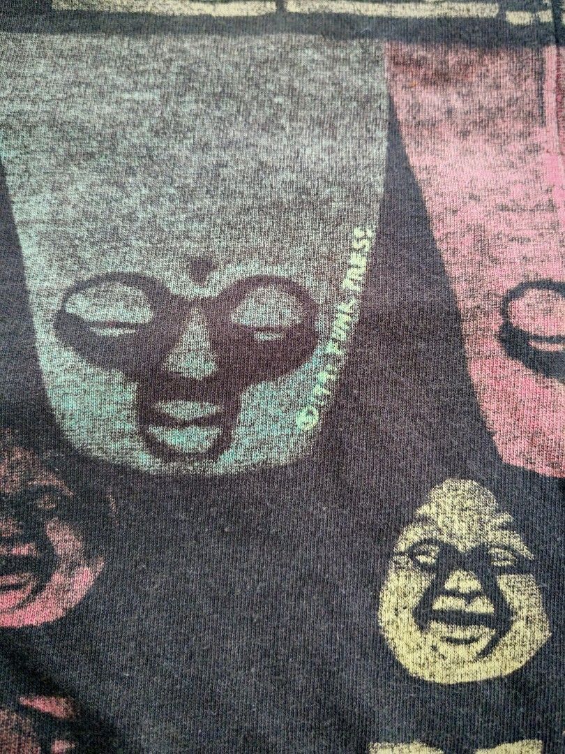 Vintage Vintage 1991 Funk Press Tribal Totem All Over Tee Size US L / EU 52-54 / 3 - 4 Thumbnail