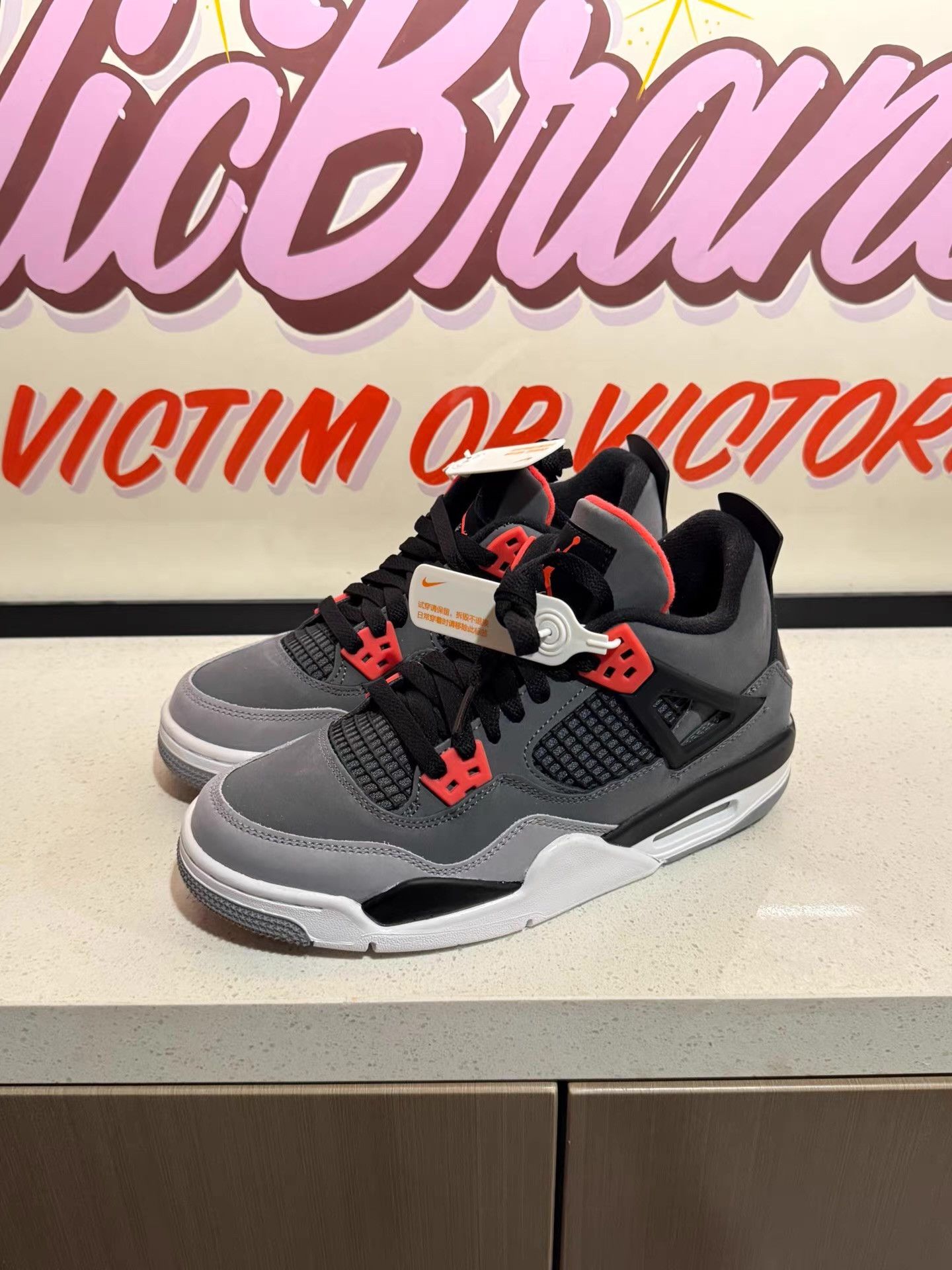 Nike Genuine Air Jordan 4 Retro "Infrared"colorway。 Ｑ20 Size US 5.5 / EU 38 - 1 Thumbnail