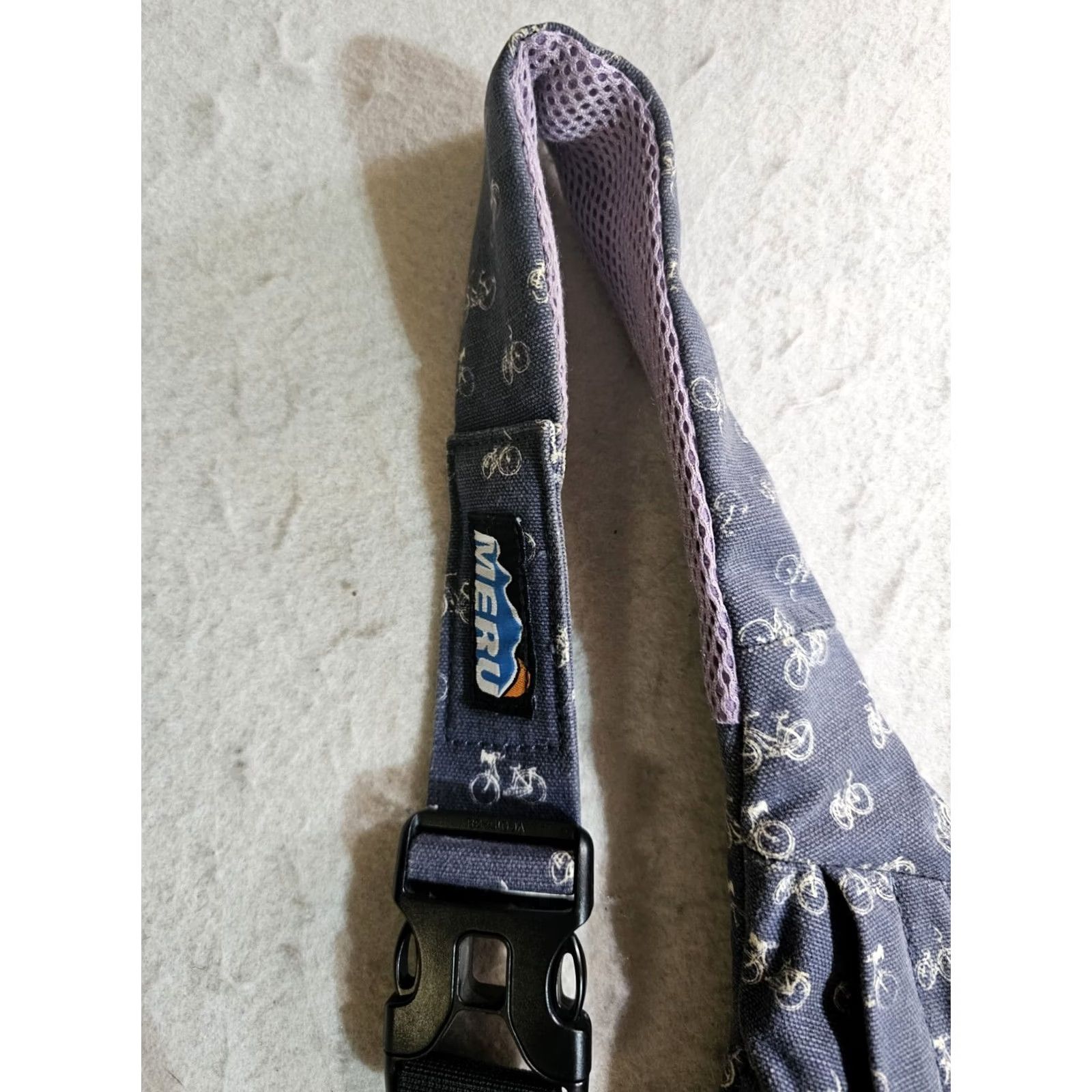 Roper Meru Sling Shoulder Bag Backpack Blue/Pink 3 Pocket Hiking Crossbody Bag Adult Unisex Outdoor Beach Colorful Rope Sling Bag Size ONE SIZE - 6 Thumbnail