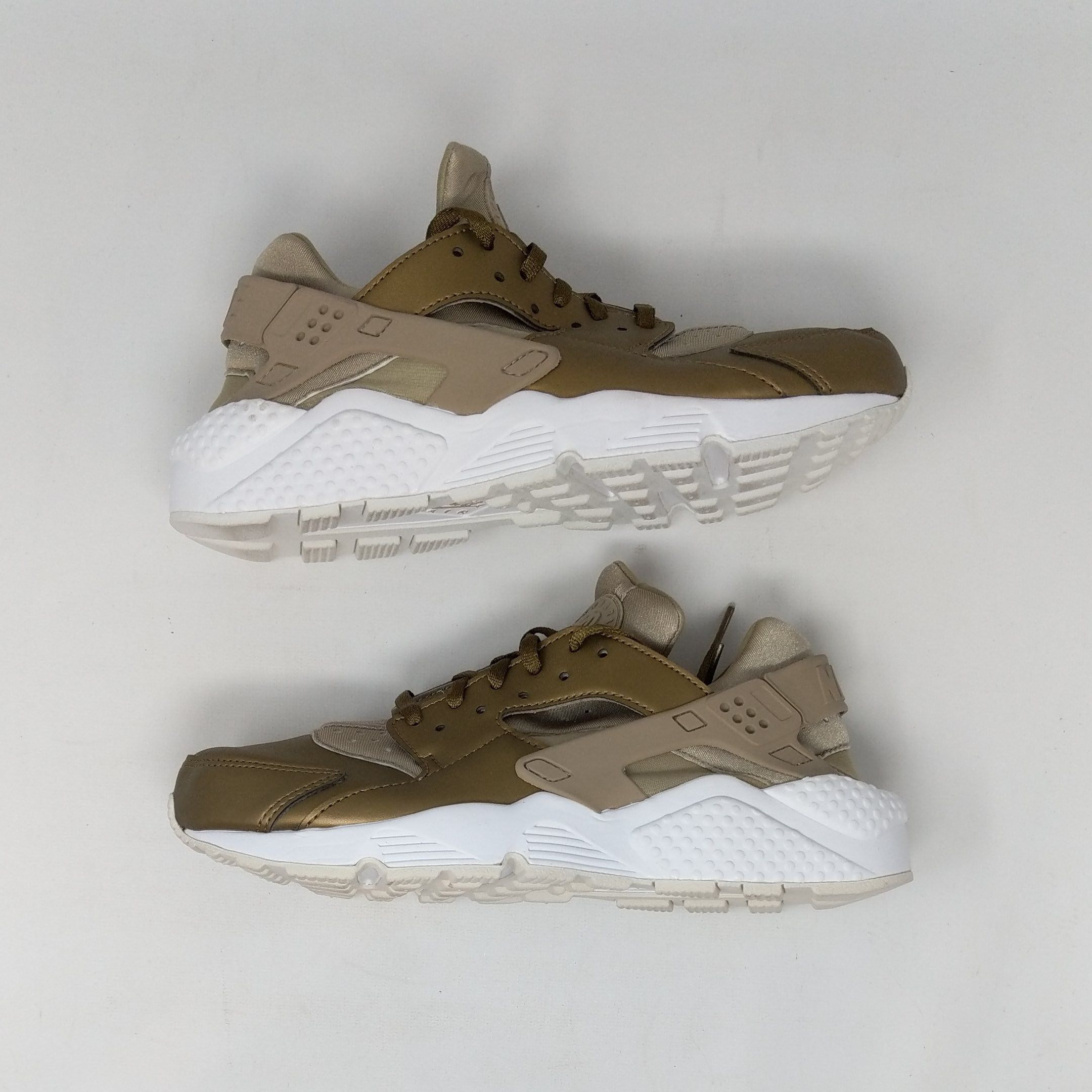 Wmns Air Huarache Run Premium TXT Khaki
