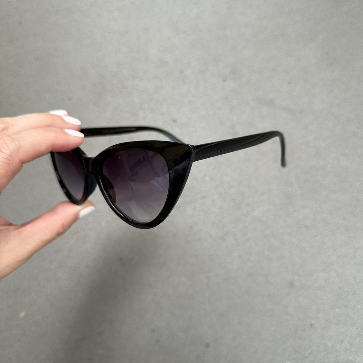 Other Y2K Unisex Sunglasses Retro Fashion Shades KD8829-01 Size ONE SIZE - 2 Thumbnail
