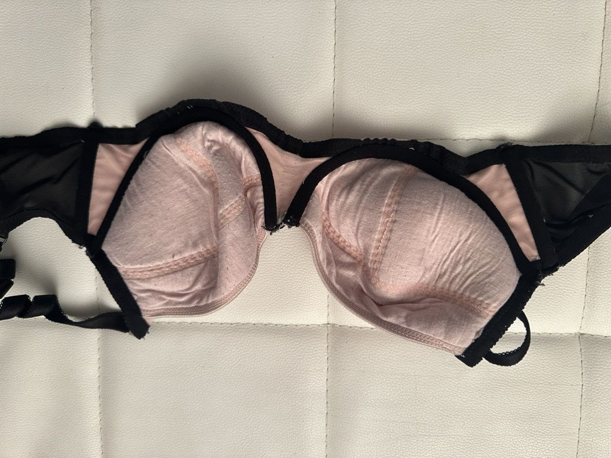 Victoria's Secret 30DD Bra Size ONE SIZE - 4 Thumbnail