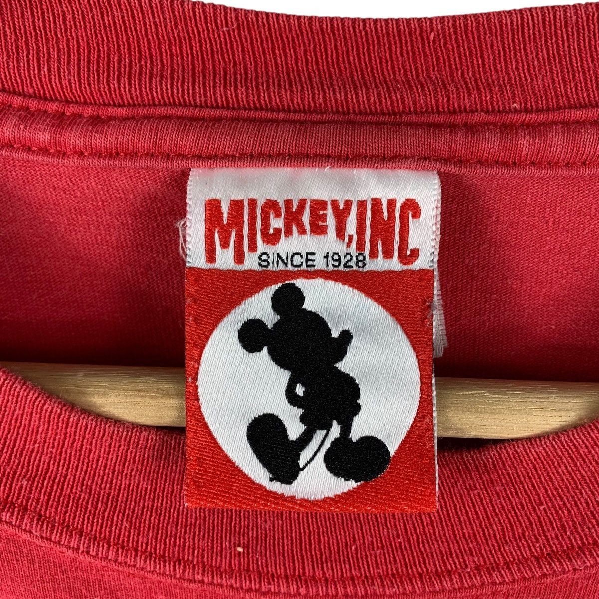 Vintage MINNIE MOUSE big printed disney tee