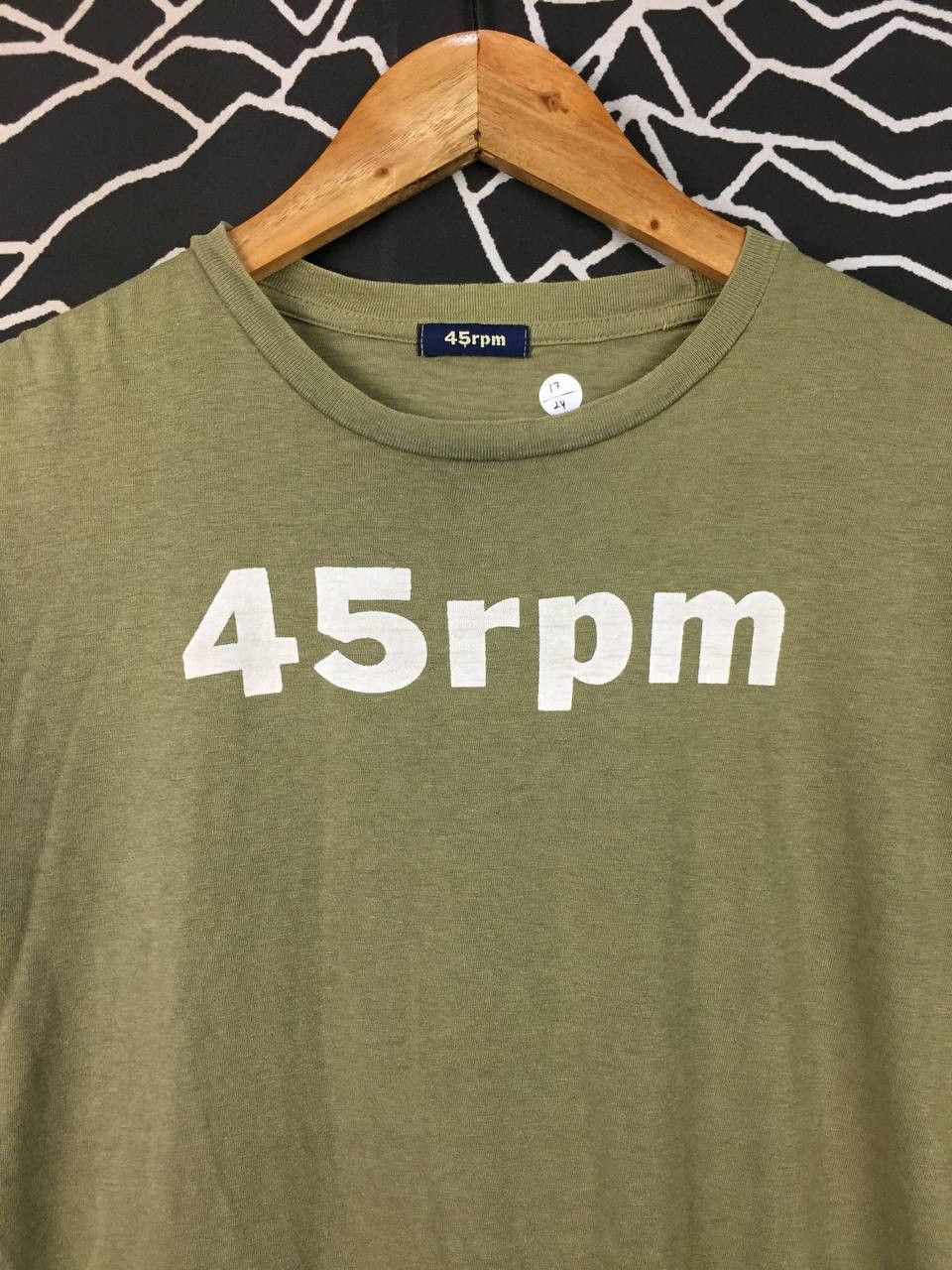 45rpm Vtg 45rpm Studio Japan Classic Logo Olive Green Tee Size US S / EU 44-46 / 1 - 3 Thumbnail