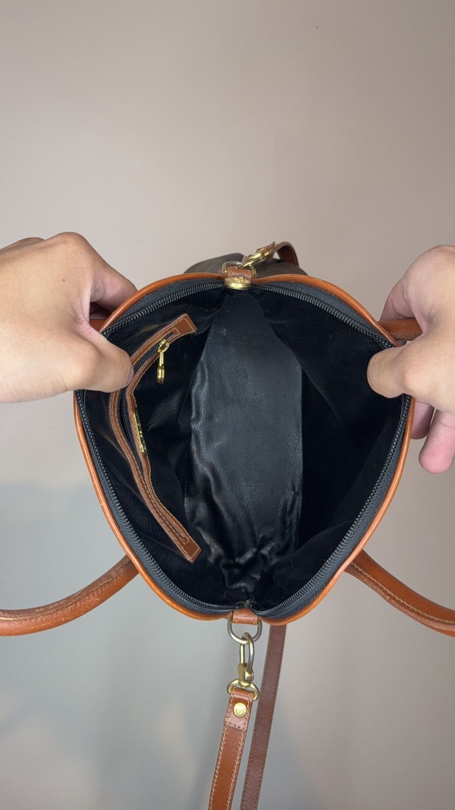 Fendi Fendi Brown Striped Pequin Canvas Dome Handbag with Leather Size ONE SIZE - 10 Thumbnail