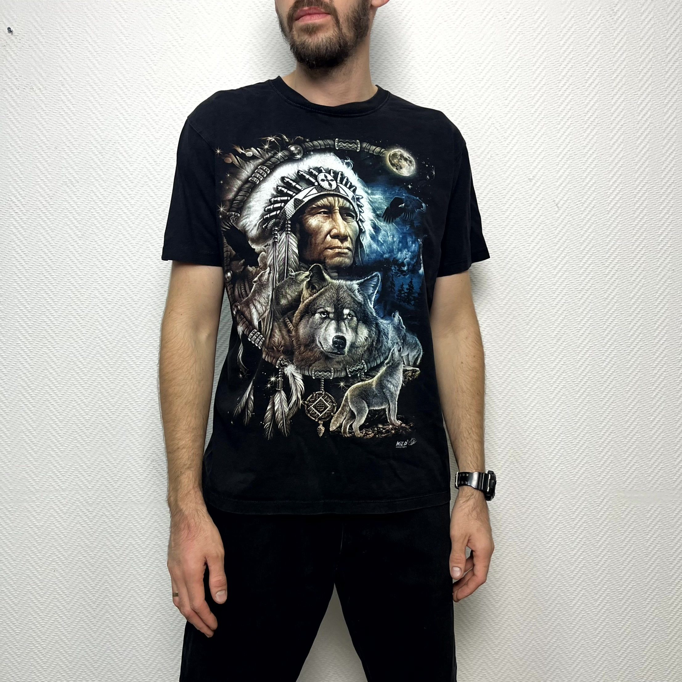 Vintage Vintage WILD Black T Shirt Dream Catcher Wolf 90s Size M Size US L / EU 52-54 / 3 - 11 Thumbnail