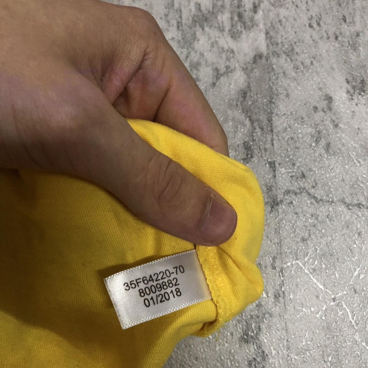 Calvin Klein Calvin Klein yellow T-shirt cool loud rap Size US M / EU 48-50 / 2 - 5 Thumbnail